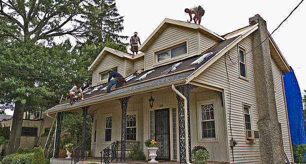 Best Shingle Roofing Installation  in Staunton, IL